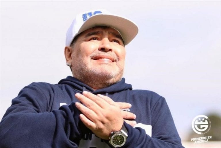 El papa dice que Maradona era un poeta en el campo pero un hombre frágil