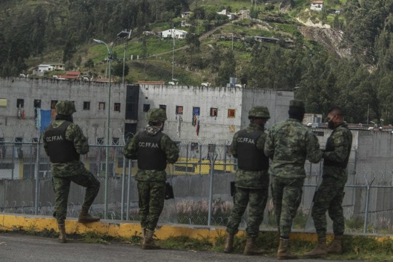 Tribunal ecuatoriano ordena al Estado resolver crisis en las prisiones