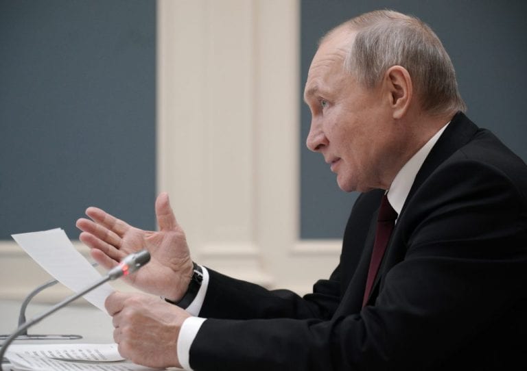 Putin le desea «buena salud» a Biden tras calificarle éste de «asesino»