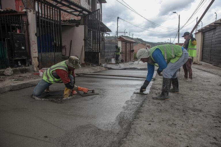 Cuenca recibirá un crédito de 48 millones de dólares para obras