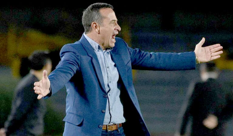 El “Topo” Sanguinetti alista la fórmula para levantar al Deportivo Cuenca