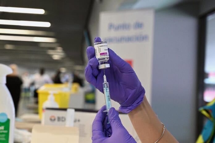 Costa Rica recibirá el miércoles el primer lote de vacunas de Covax