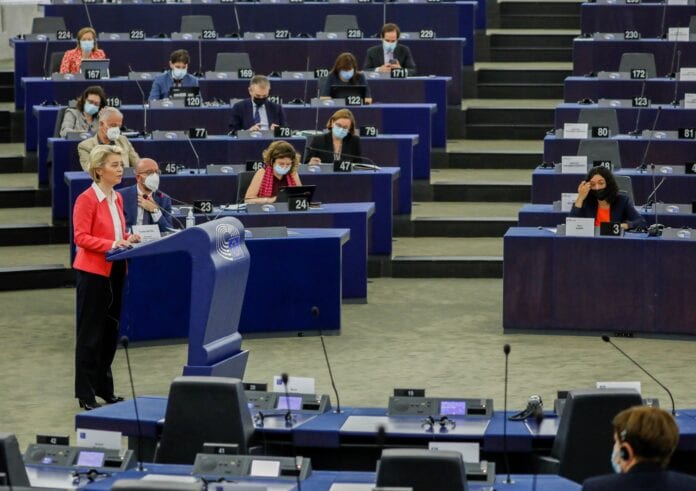 Bélgica despide las mascarillas y el Parlamento Europeo aprueba el certificado del coronavirus