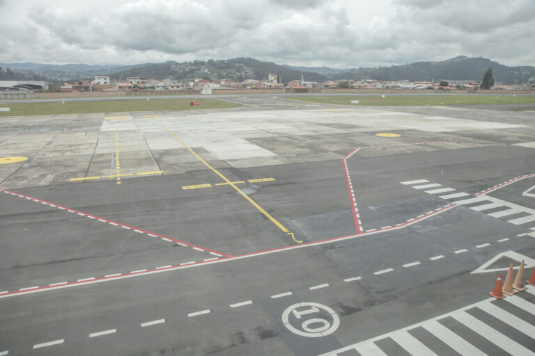 Con Aeroregional aumentan las frecuencias de vuelo entre Quito y Cuenca