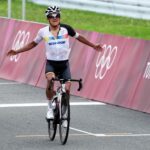 Richard Carapaz cruzando la meta del circuito de Fuji en 2021. /EFE