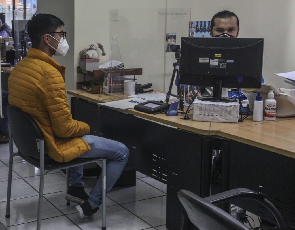 Los turnos para obtener la licencia de conducir una licencia en Ecuador fueron aumentados por la Agencia Nacional de Tránsito (ANT).