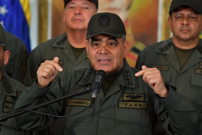 VENEZUELA-CRISIS-DEFENSE-PADRINO