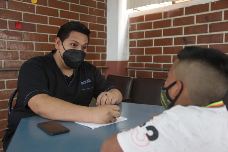 Universidades de Azuay y Cañar brindan atención psicológica gratuita