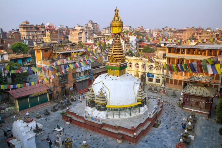 Nepal impone nuevas restricciones ante el aumento de casos de coronavirus