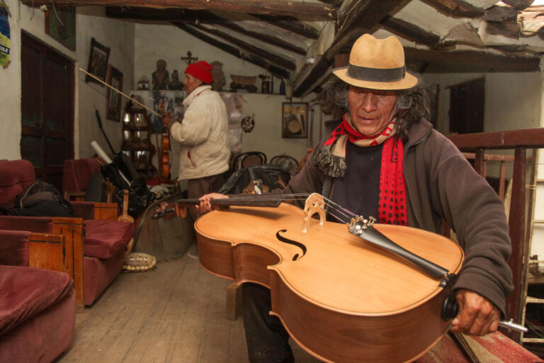La Inmaculada, un barrio de “luthiers” en Cuenca