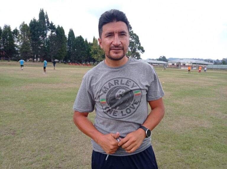 Cuencano Daniel Segarra conforma el cuerpo técnico del Chacaritas FC