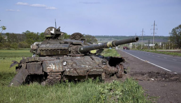 El Ejército ruso se repliega y renuncia a la toma de Járkov, la segunda ciudad de Ucrania