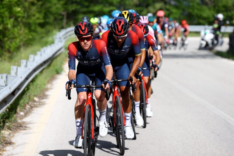 Richard Carapaz lidera el Team Ineos para la Vuelta a España
