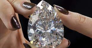 El diamante blanco más grande jamás subastado supera los 20 millones de euros