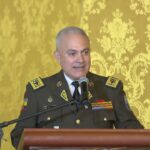 Fausto Salinas