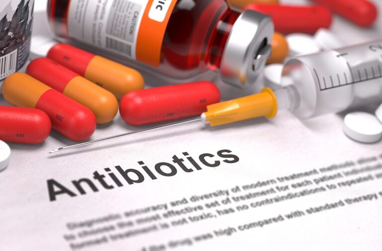 Los antibióticos podrían ayudar a bloquear la metástasis, según un estudio