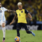 Byron Castillo es nuevo jugador de Peñarol de Uruguay. Foto: EFE