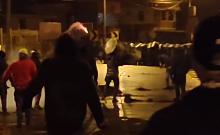 Paro nacional: Enfrentamiento entre manifestantes y policías en la ‘Y’ de Tarqui