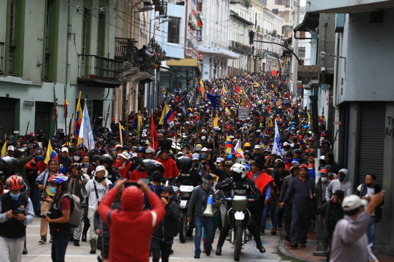 EEUU recomienda evitar viajes a Ecuador por las protestas y la delincuencia