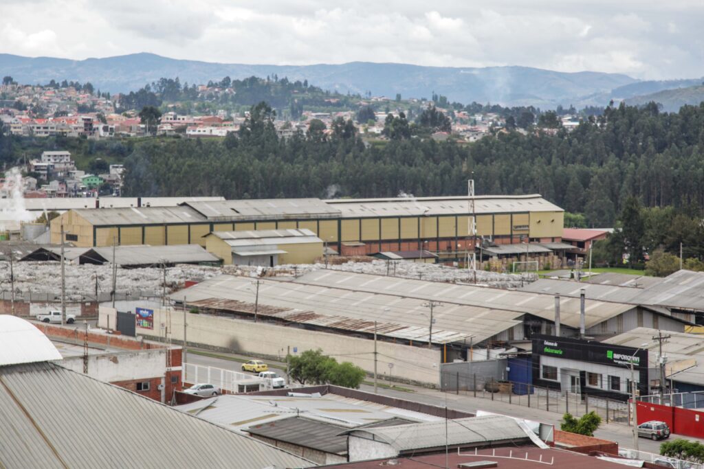 El Gobierno eliminó la tarifa reducida de electricidad de la que gozaba el sector industrial en horario nocturno desde 2018, en medio de una crisis energética