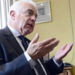 El pleno de la Asamblea Nacional, con 95 votos a favor y 24 abstenciones, censuró al exministro de Energía, Fernando Santos Alvite.