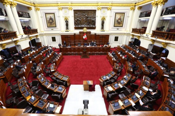 La conformación de las listas revela el fraccionamiento de los diferentes bloques parlamentarios, tanto de la oposición como del oficialismo que respalda al Gobierno de Pedro Castillo
