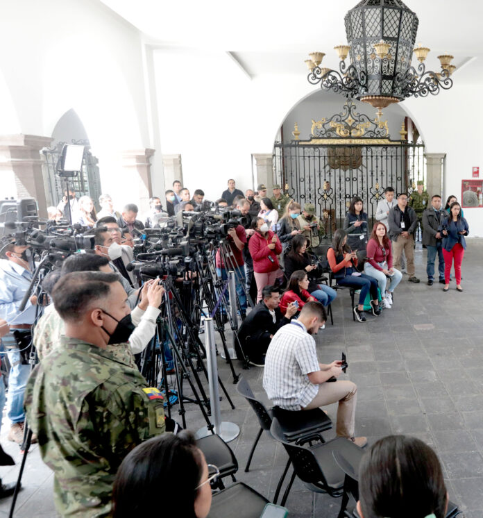 1-8A-4-coles-presidencia