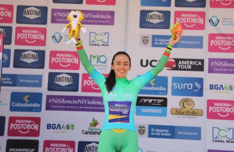Ana Vivar, líder sub-23 en la Vuelta Femenina a Colombia