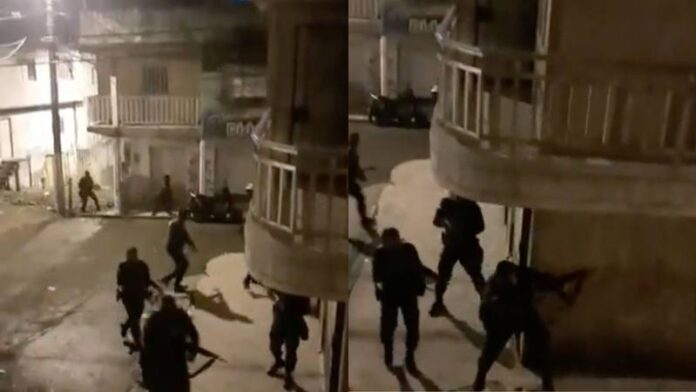 El incidente se produjo en la noche del martes, cuando se registraron tiroteos en plena calle en la comuna 7 de esta ciudad portuaria, que es estratégica para el comercio internacional, pero también para la salida y entrada de sustancias ilícitas.