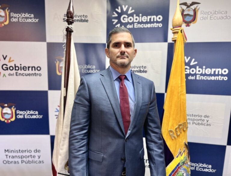Ernesto Varas designado como nuevo director de la Agencia Nacional de Tránsito