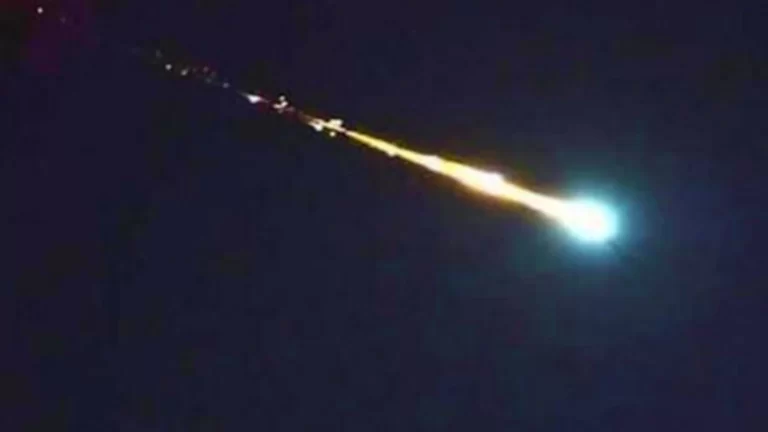 Desvelado el origen cometario del meteorito que en julio sobrevoló España