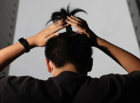 Estudiante que se negó a cortarse el pelo pierde batalla legal en Hong Kong