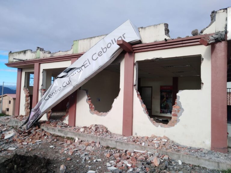 Palacios: «Estos son temas de los contratistas», sobre destrucción de casa comunal de El Cebollar