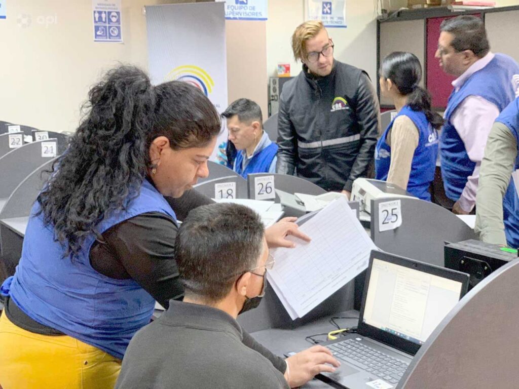 El CNE en diciembre de este año tendrá todas las candidaturas en firme. XCA