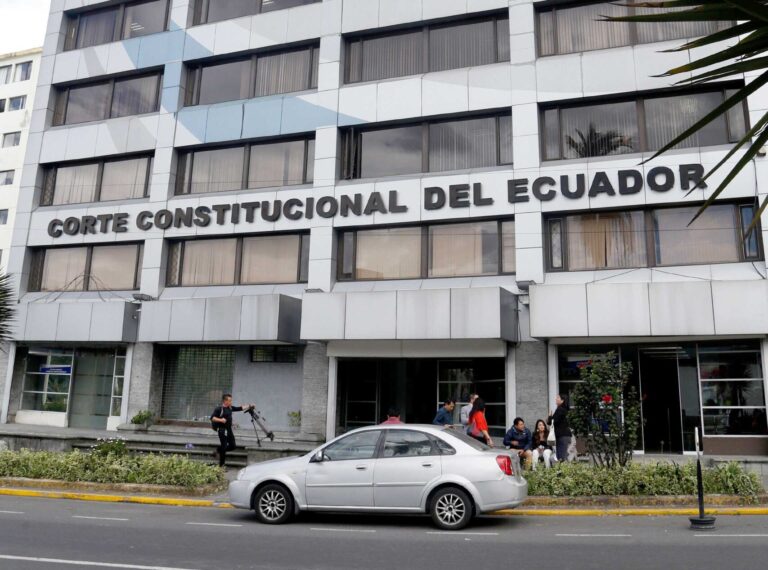 Corte Constitucional emite dictamen sobre preguntas de la consulta popular