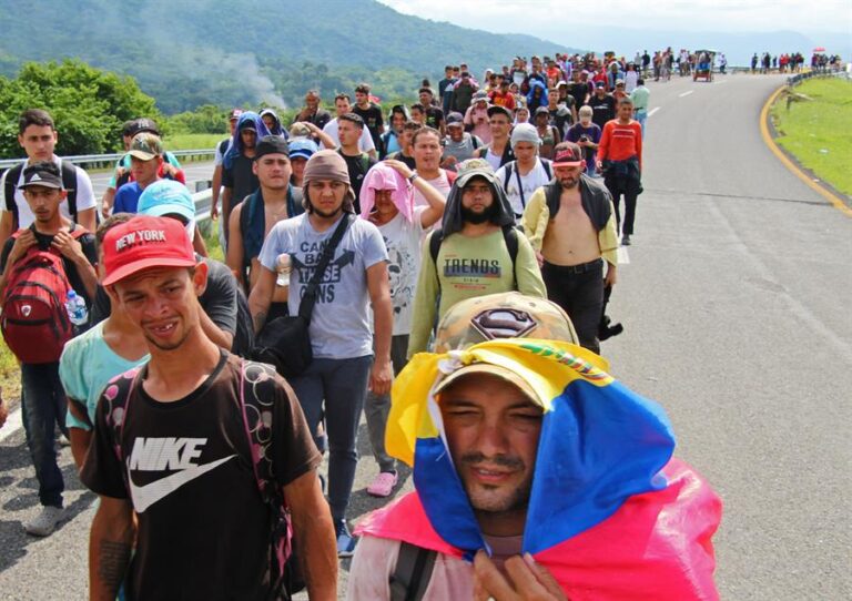 Colombia pide a UE apoyo a migrantes venezolanos y Ecuador exención visados