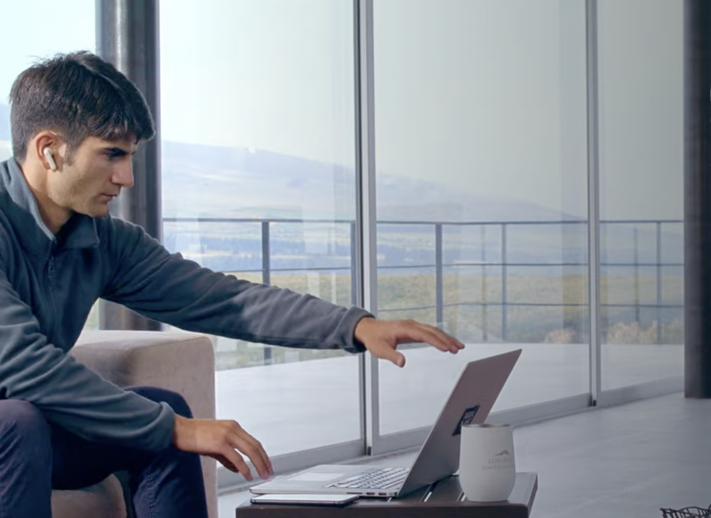 Ecuador busca atraer a nómadas digitales gracias a un proyecto de ley de eficiencia económica y generación de empleo.