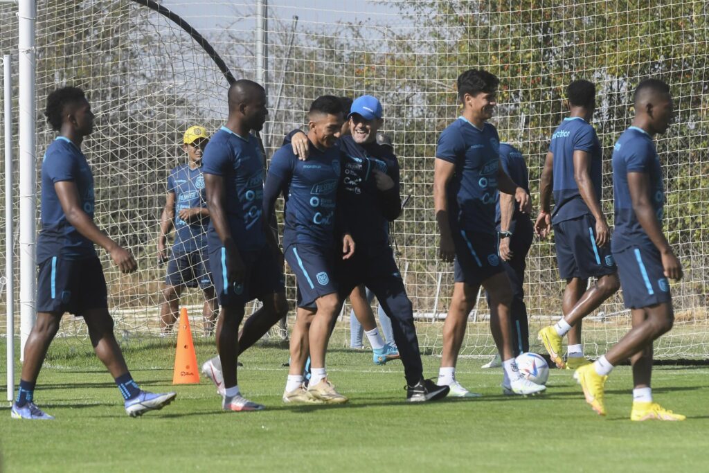 Ecuador se alista para enfrentar a Arabia Saudita