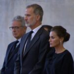 Reyes de España en velorio Reina Isabel