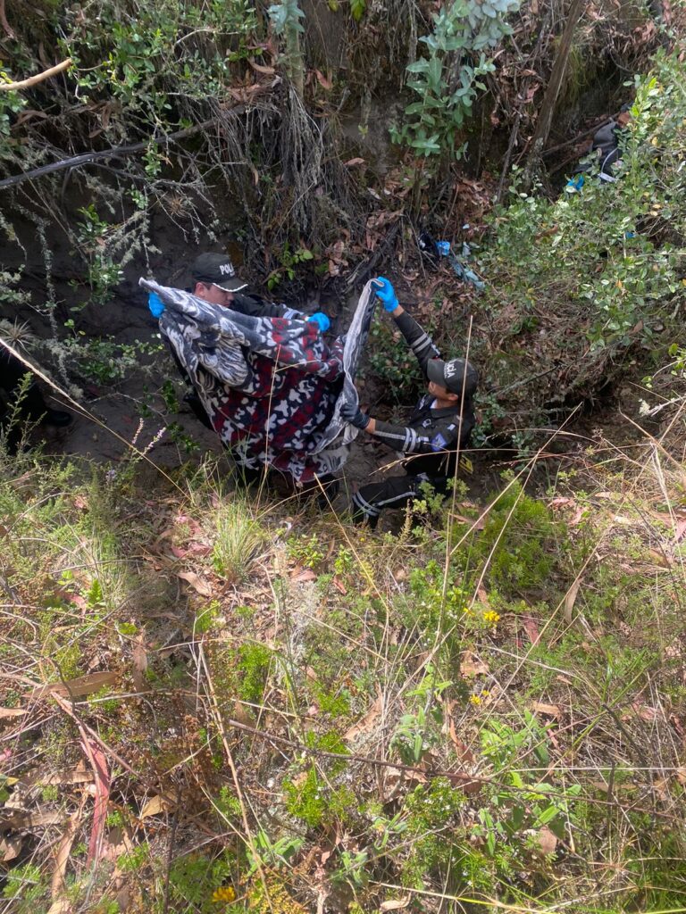 hallazgos restos óseos Quito