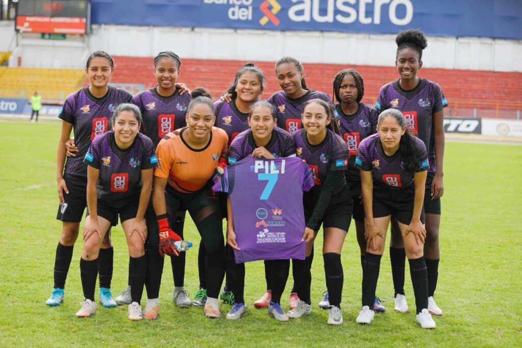 Azuay tres aspirantes