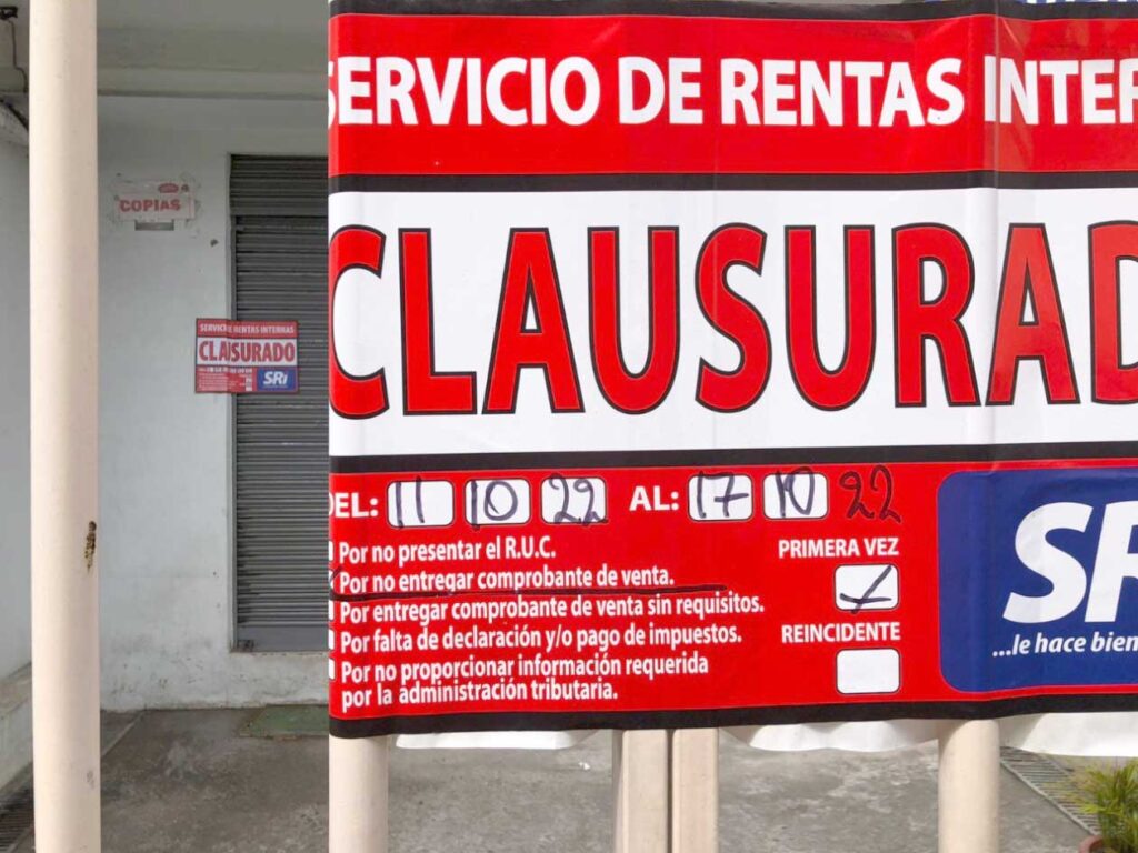 SRI clausura locales