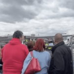 Familiares esperan información