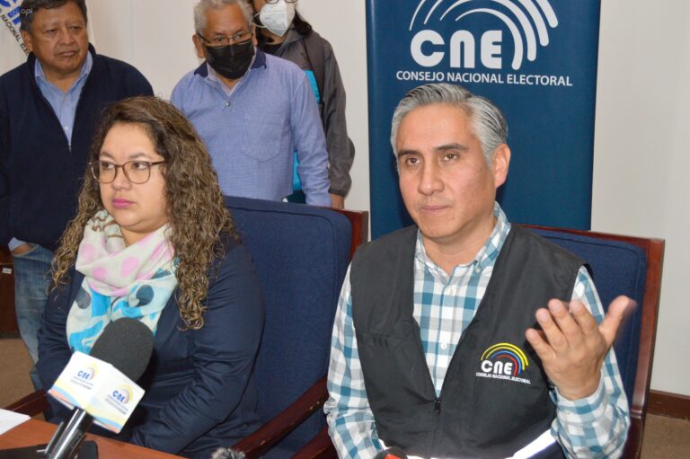 CNE monitorea la campaña anticipada en Azuay