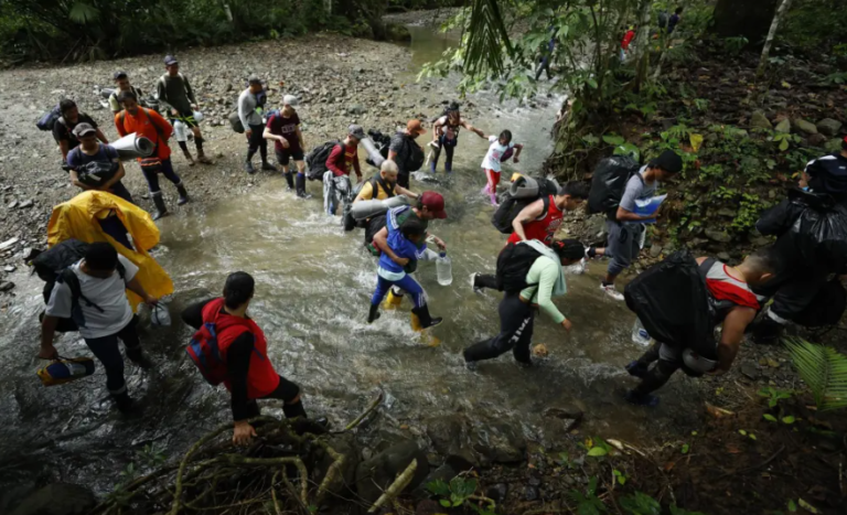 Unos 7.000 ecuatorianos han cruzado el Darién durante el 2022