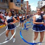 Desfile estudiantil Azogues