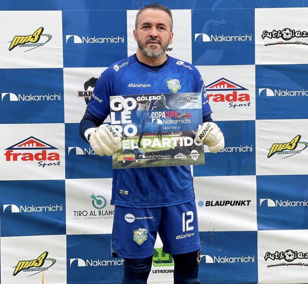 Carlos "Campeche" Campoverde, preparador de arqueros