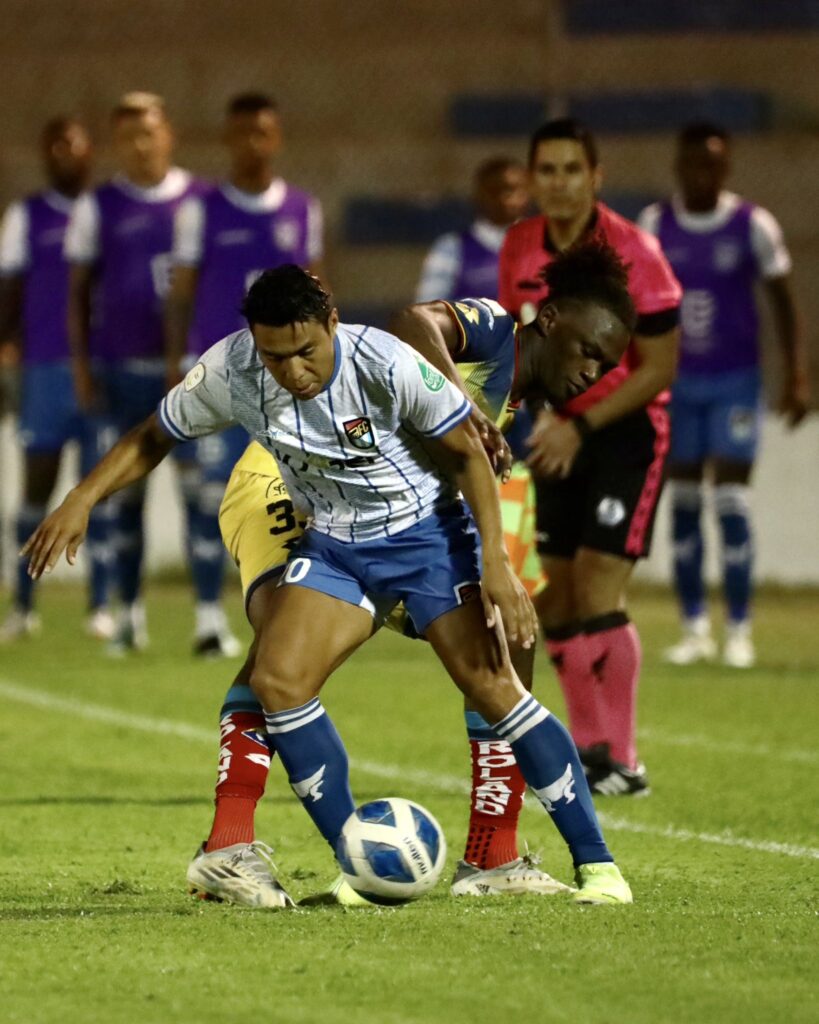 Independiente del Valle y 9 de Octubre