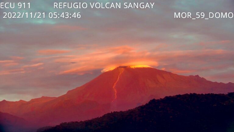 ECU 911 registra la emisión de flujos piroclásticos del Volcán Sangay