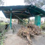 El puente de San José, que conectaba la avenida Ordóñez Lasso con la autopista Medio Ejido - Sayausí, quedó inhabilitada después del impacto de un pesado automotor. Xavier Caivinagua/El Mercurio